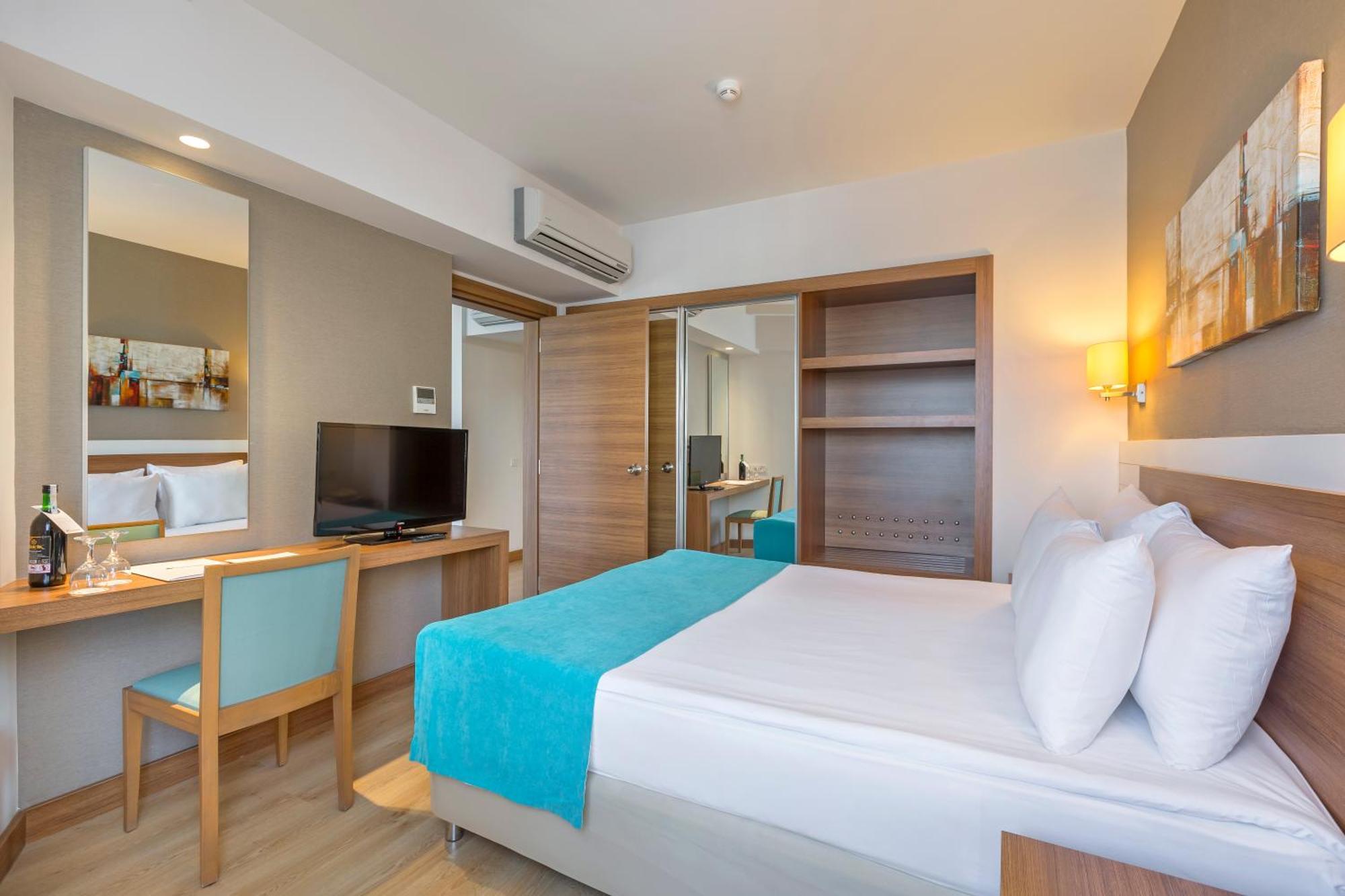 Grand Park Lara Otel Antalya